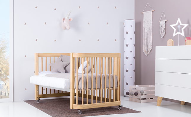 Cot 70x140cm with option co-sleeping kit 