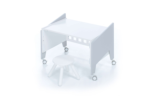 Convertible crib-desk of 50x80cm