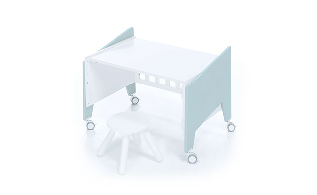 Convertible crib-desk of 50x80cm